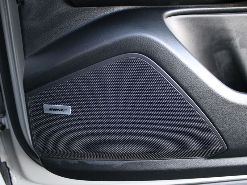 More views of Porsche Cayenne