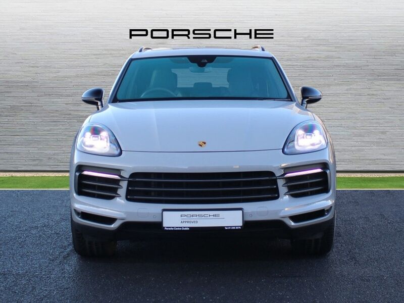 More views of Porsche Cayenne