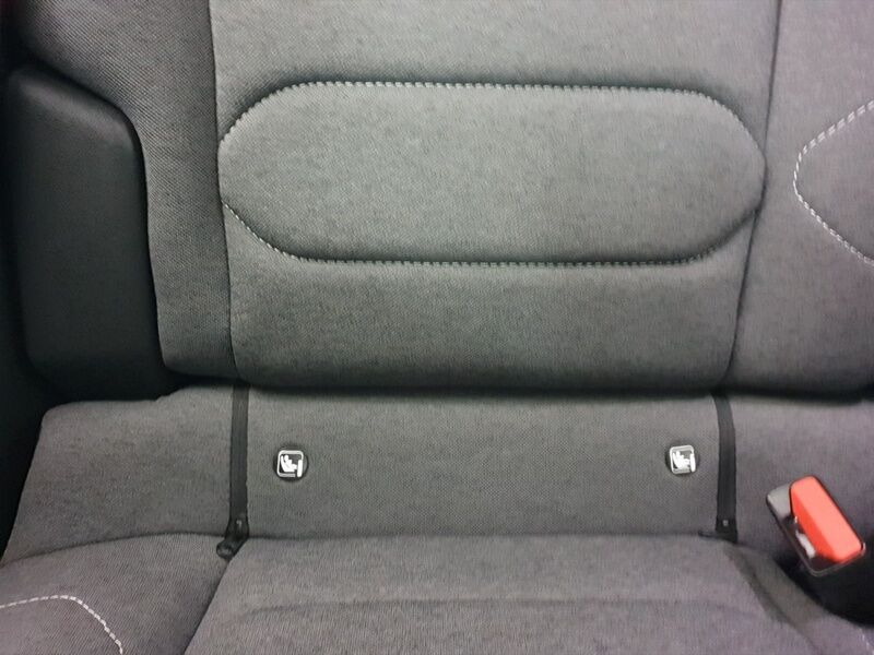 More views of Citroen e-C4 X