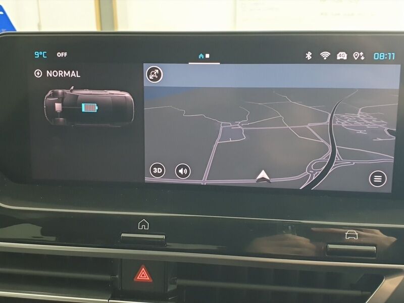 More views of Citroen e-C4 X