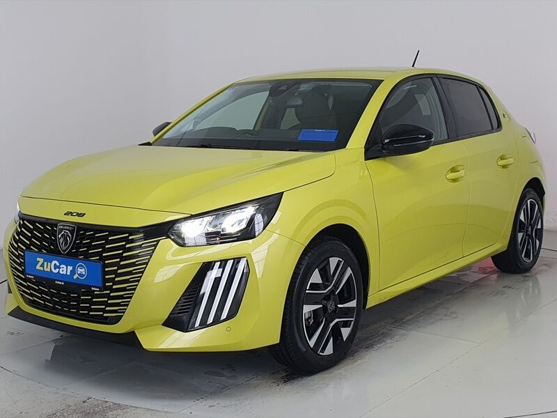 More views of Peugeot 208