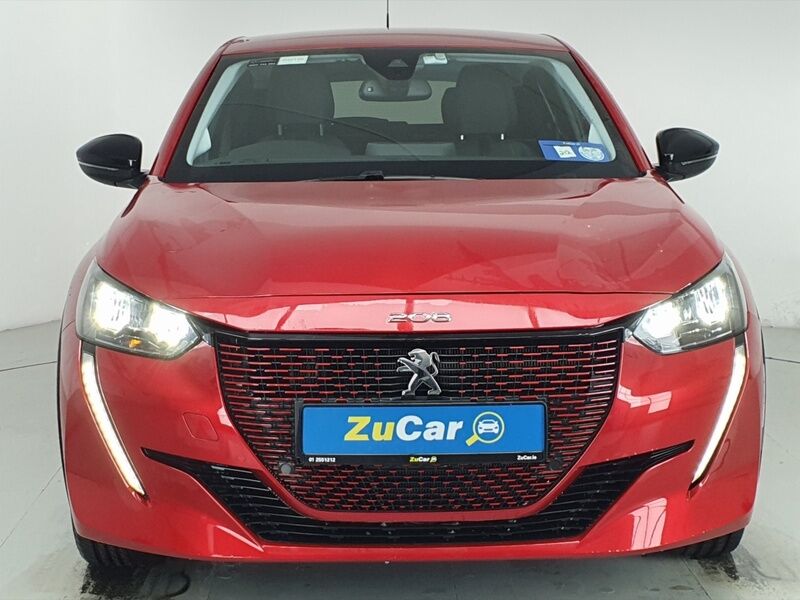 More views of Peugeot 208