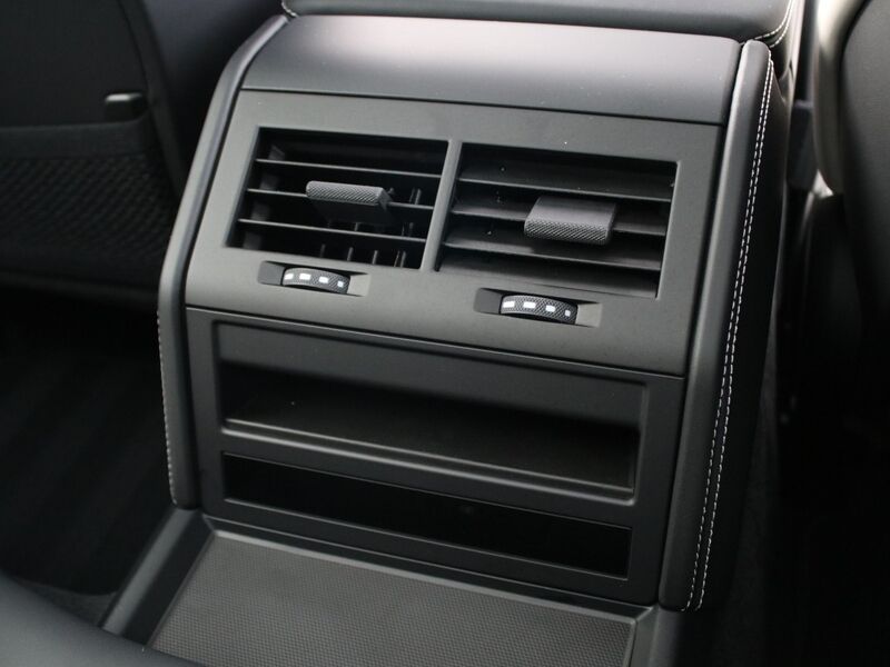 More views of Porsche Panamera