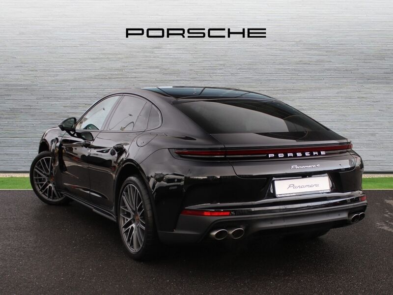 More views of Porsche Panamera