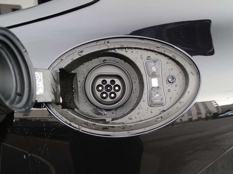 More views of Porsche Panamera