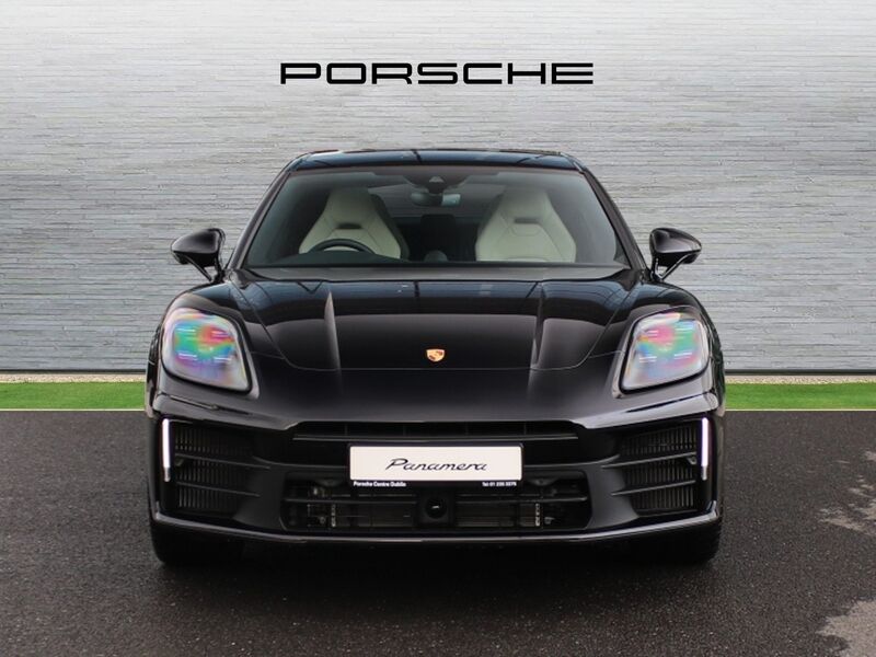 More views of Porsche Panamera