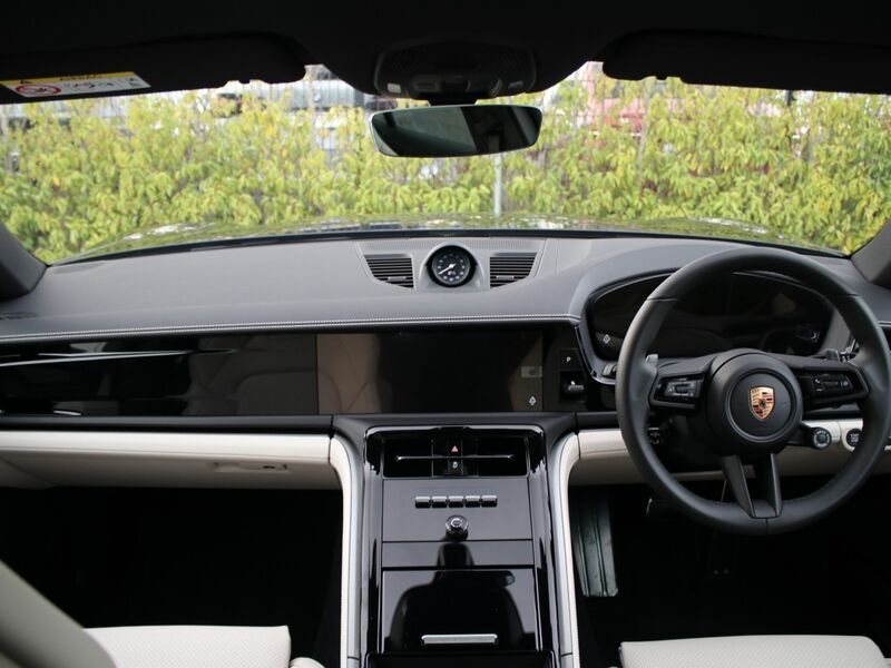 More views of Porsche Panamera