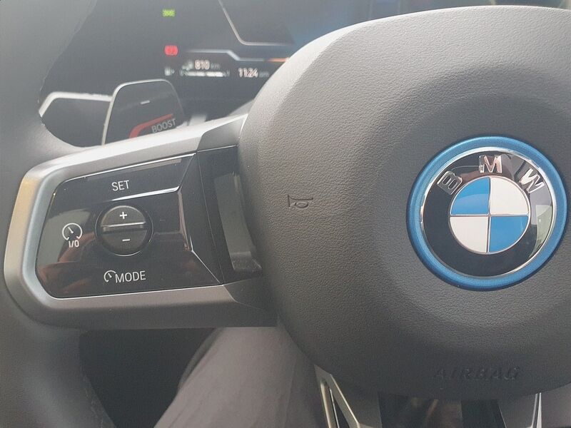 More views of BMW 5-Series