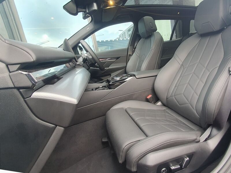 More views of BMW 5-Series