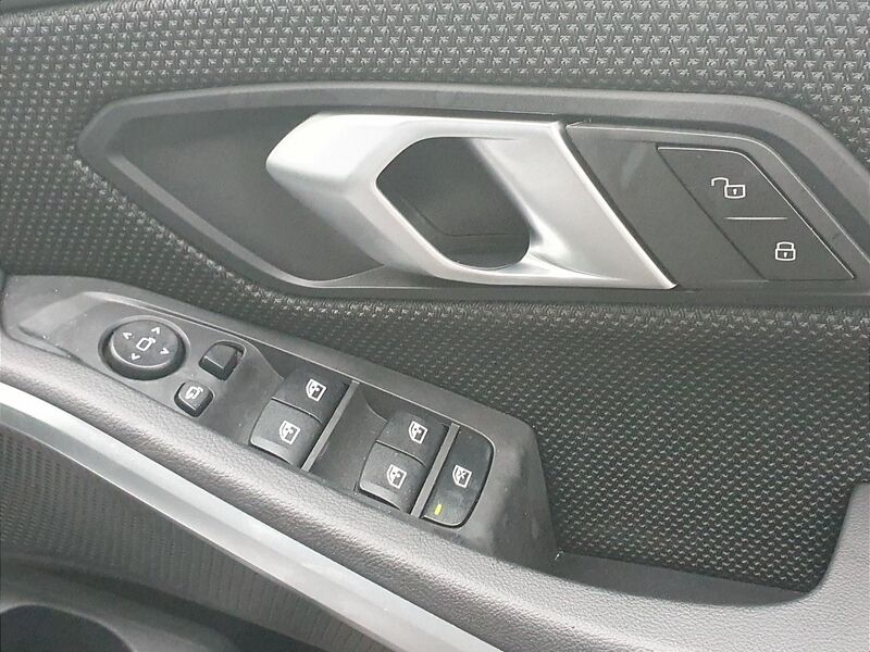 More views of BMW 3-Series