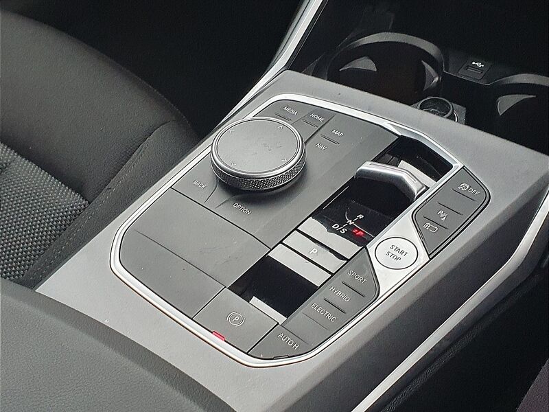 More views of BMW 3-Series