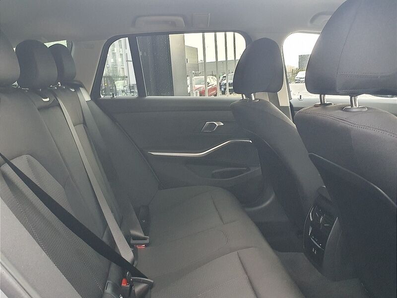 More views of BMW 3-Series