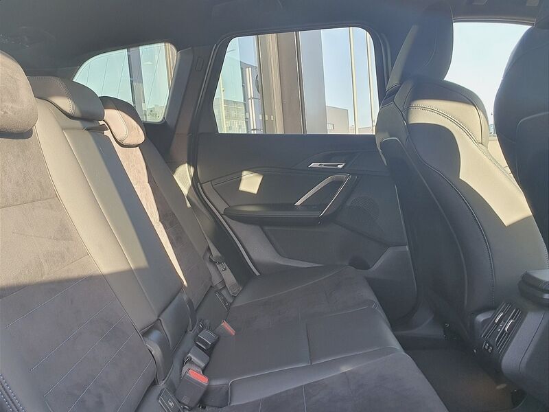 More views of BMW X1