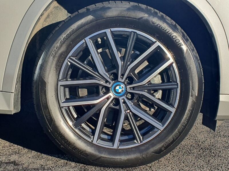 More views of BMW X1