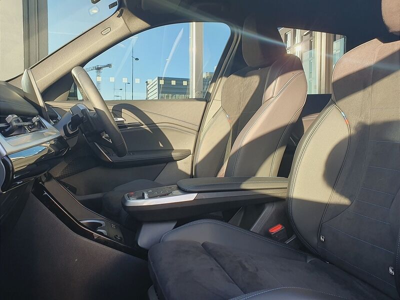 More views of BMW X1