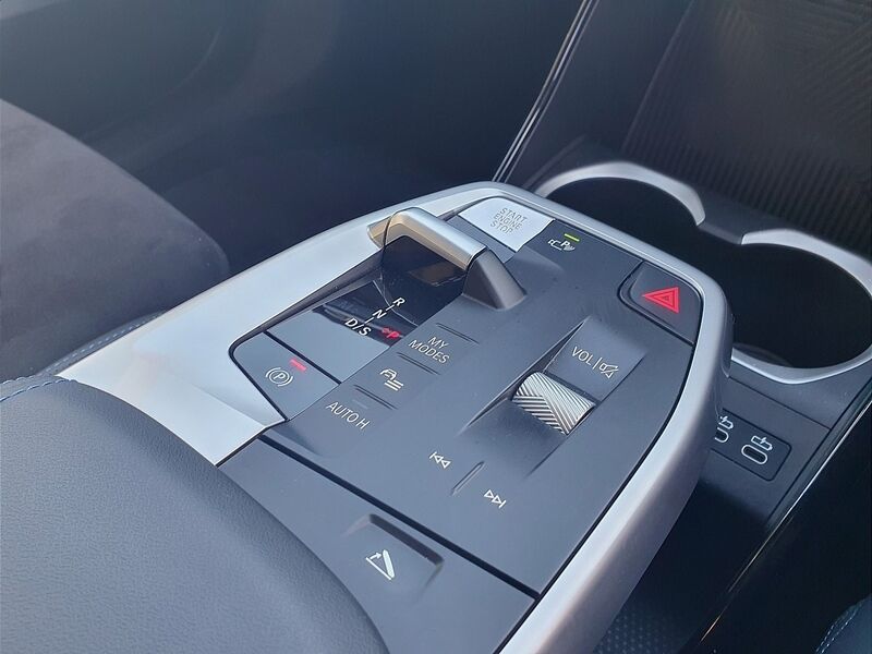 More views of BMW X1