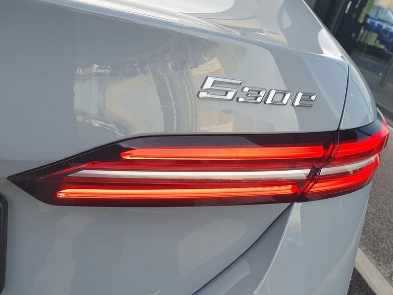 More views of BMW 5-Series