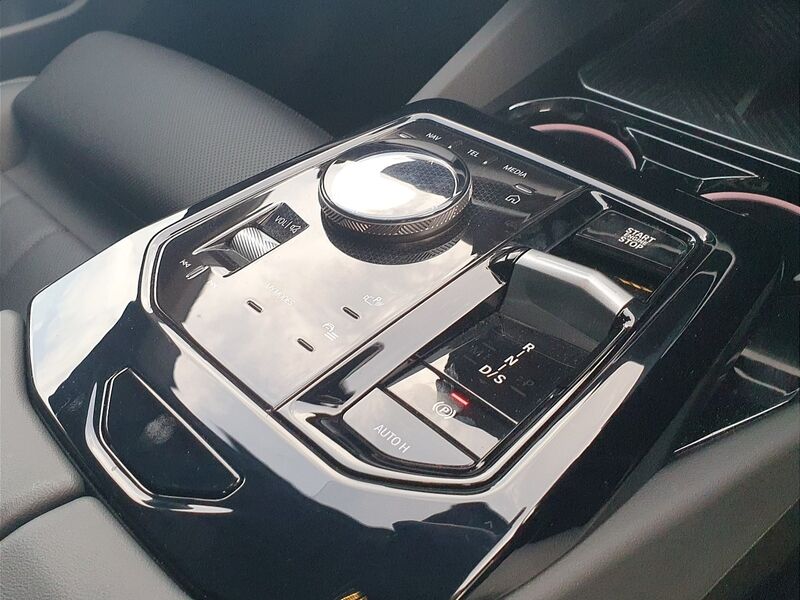 More views of BMW 5-Series