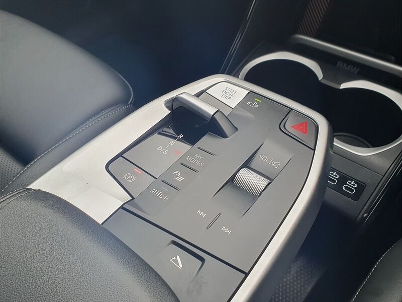 More views of BMW X1