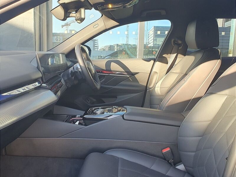 More views of BMW 5-Series