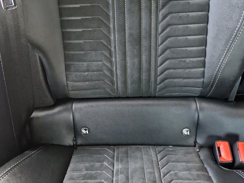 More views of Peugeot 3008