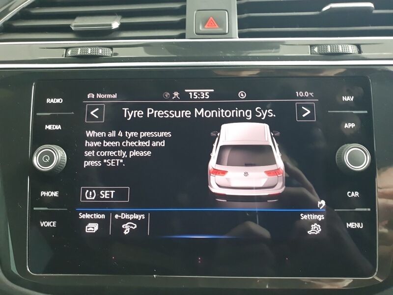 More views of Volkswagen Tiguan