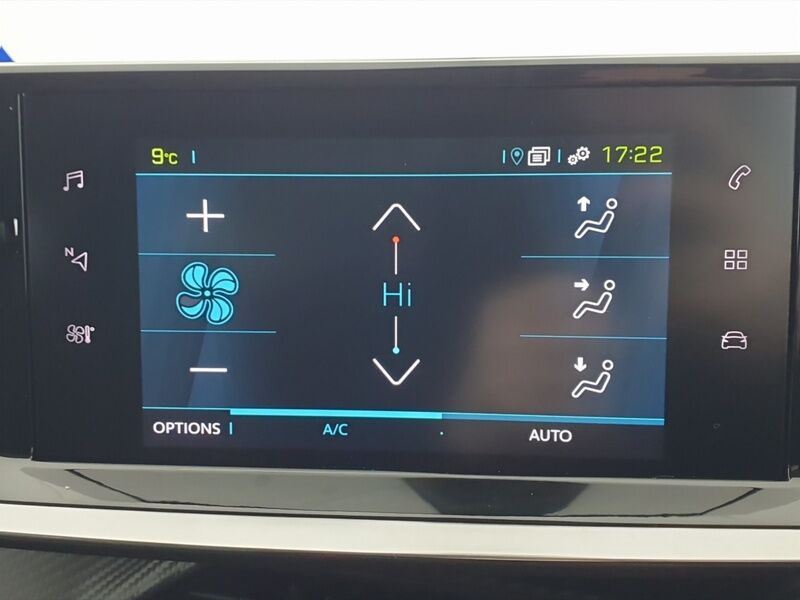 More views of Peugeot 208