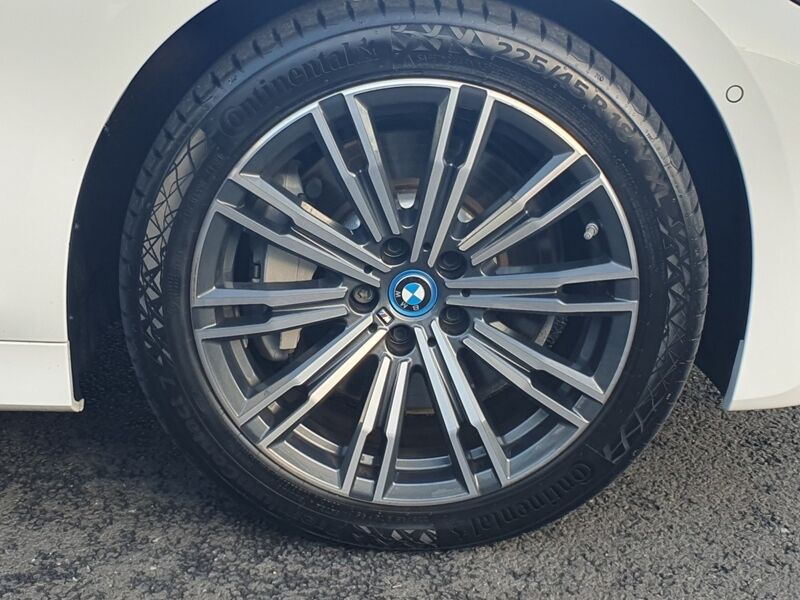 More views of BMW 3-Series