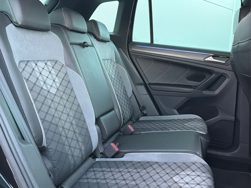 More views of Volkswagen Tiguan