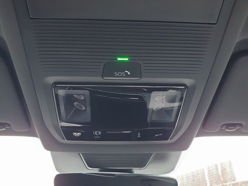 More views of Volkswagen Tiguan