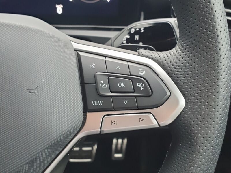 More views of Volkswagen Tiguan