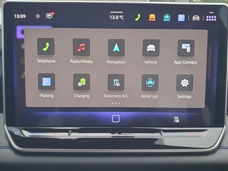 More views of Volkswagen Tiguan