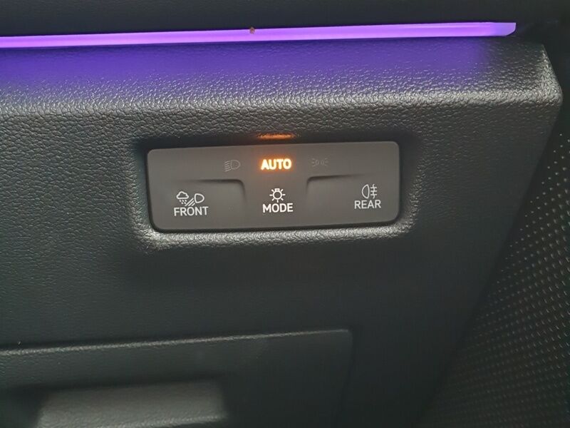 More views of Volkswagen Tiguan