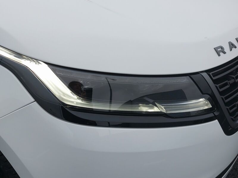 More views of Land Rover Range Rover Velar