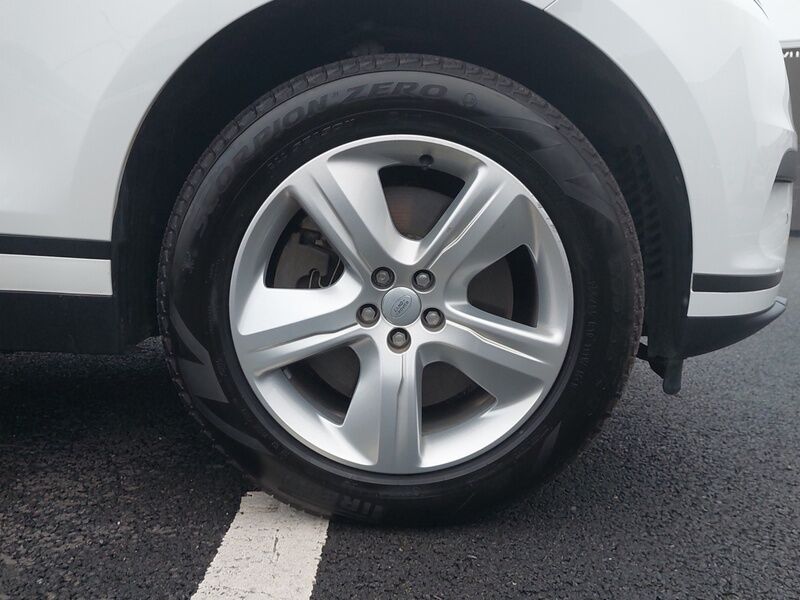 More views of Land Rover Range Rover Velar