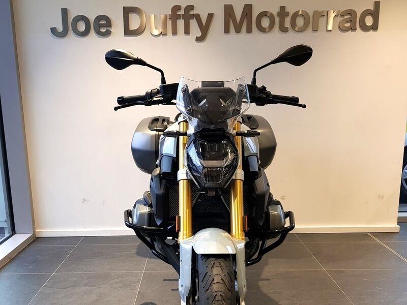 More views of BMW R 1250