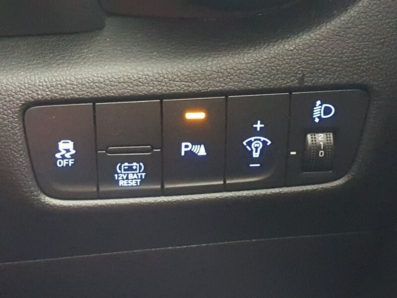 More views of Hyundai KONA