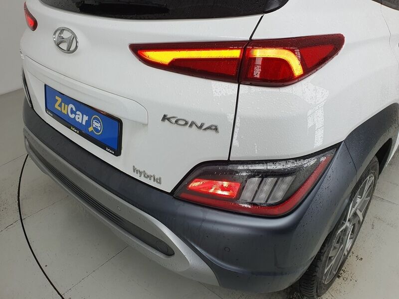 More views of Hyundai KONA