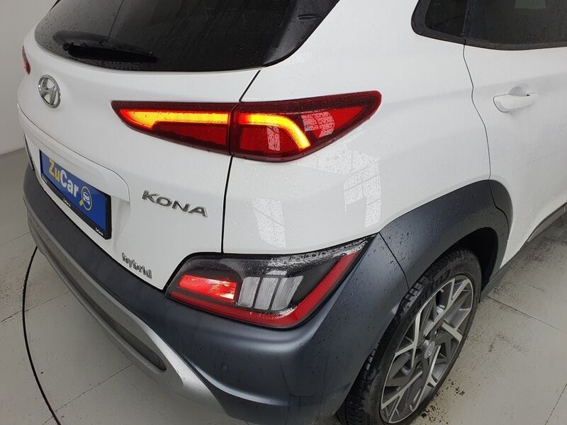 More views of Hyundai KONA