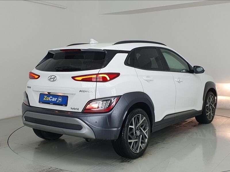 More views of Hyundai KONA