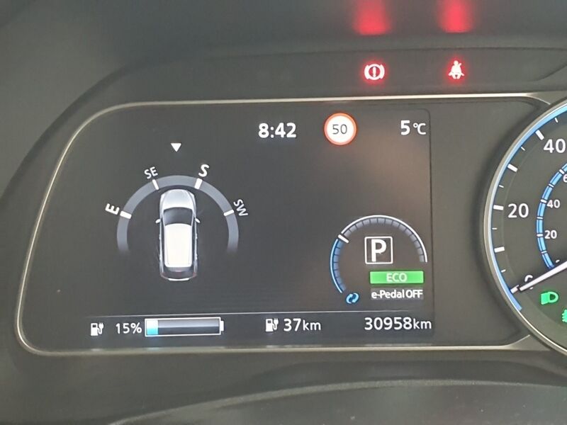 More views of Nissan Leaf