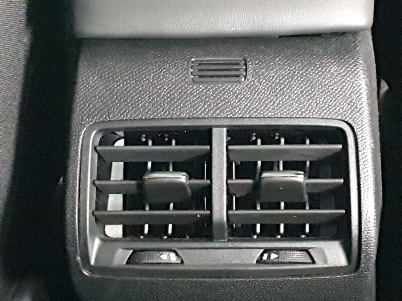 More views of Citroen e-C4