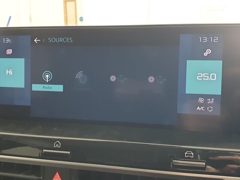 More views of Citroen e-C4