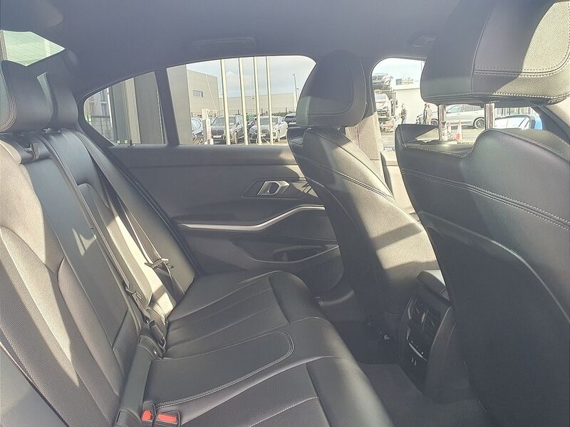 More views of BMW 3-Series