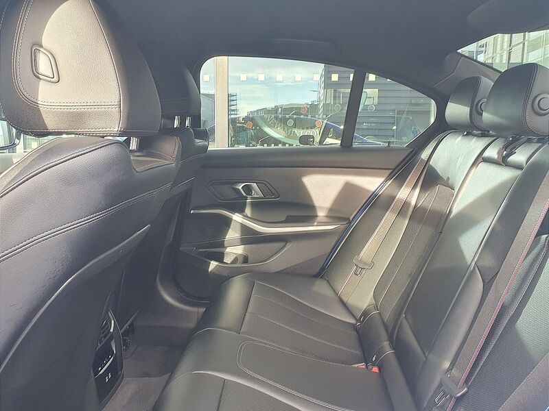 More views of BMW 3-Series