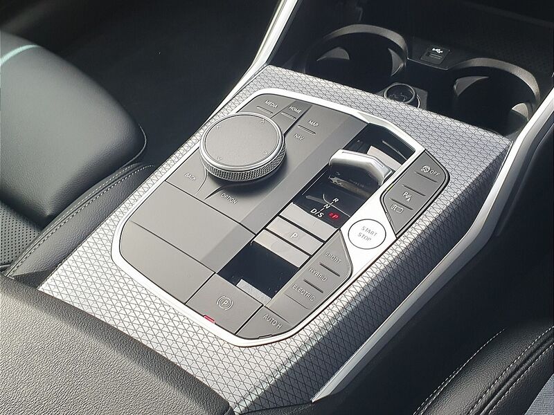 More views of BMW 3-Series