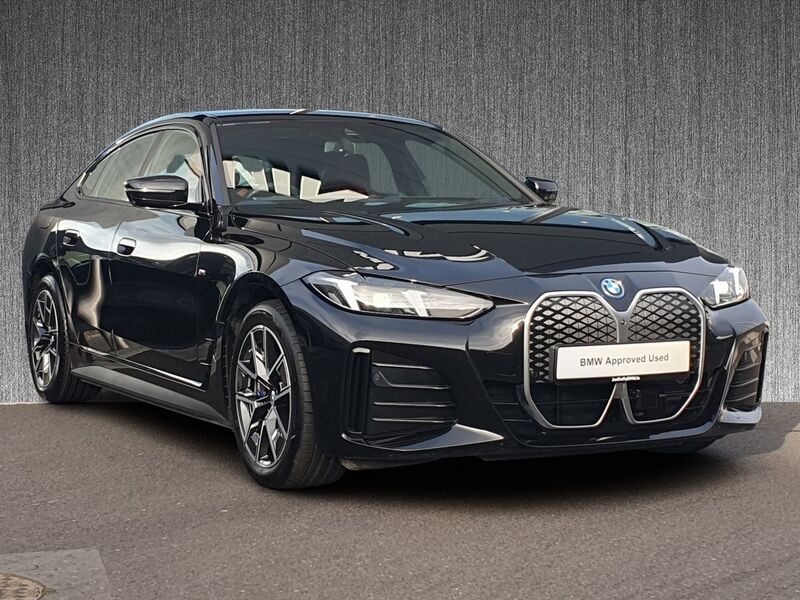 More views of BMW i4