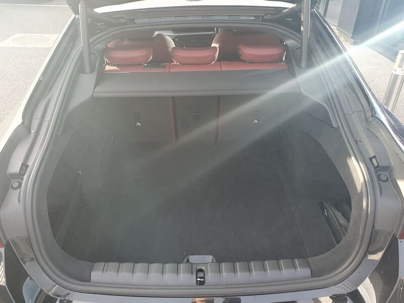 More views of BMW i4