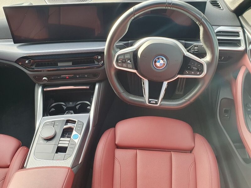 More views of BMW i4