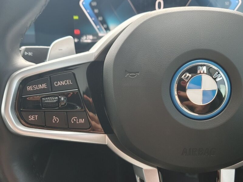 More views of BMW 3-Series